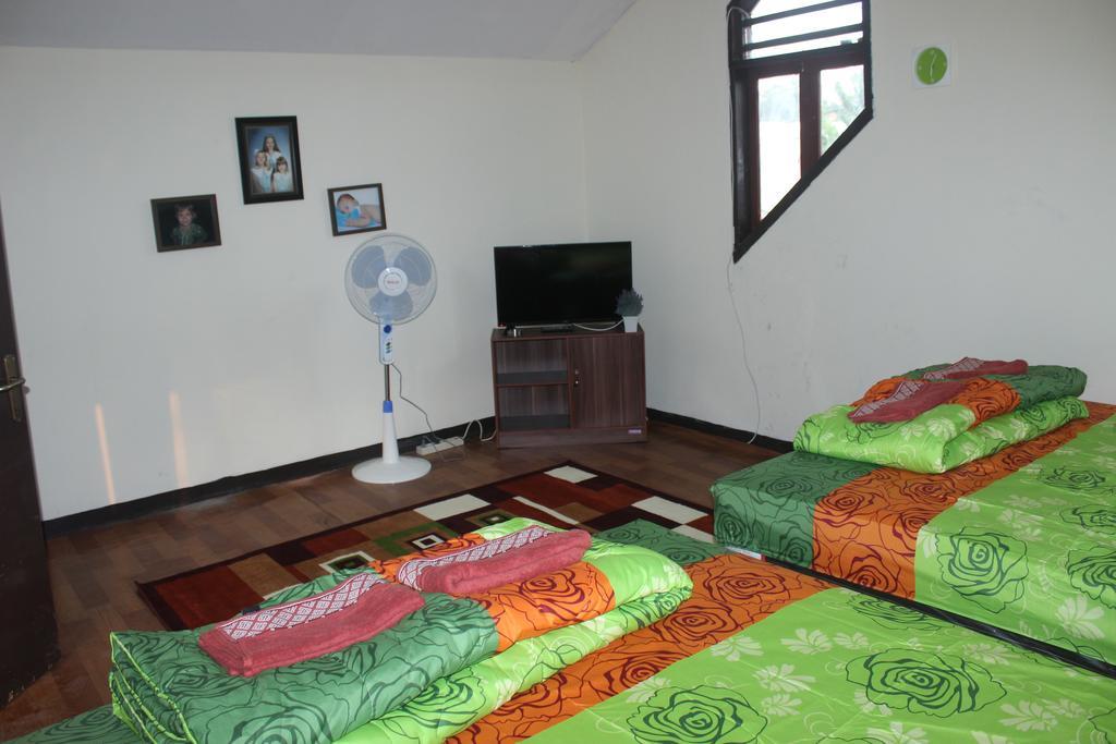 RiverRun Home Bogor Extérieur photo